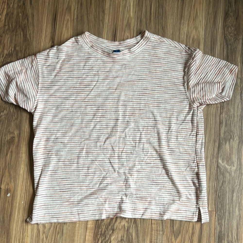 Old Navy tee with pink stripes S